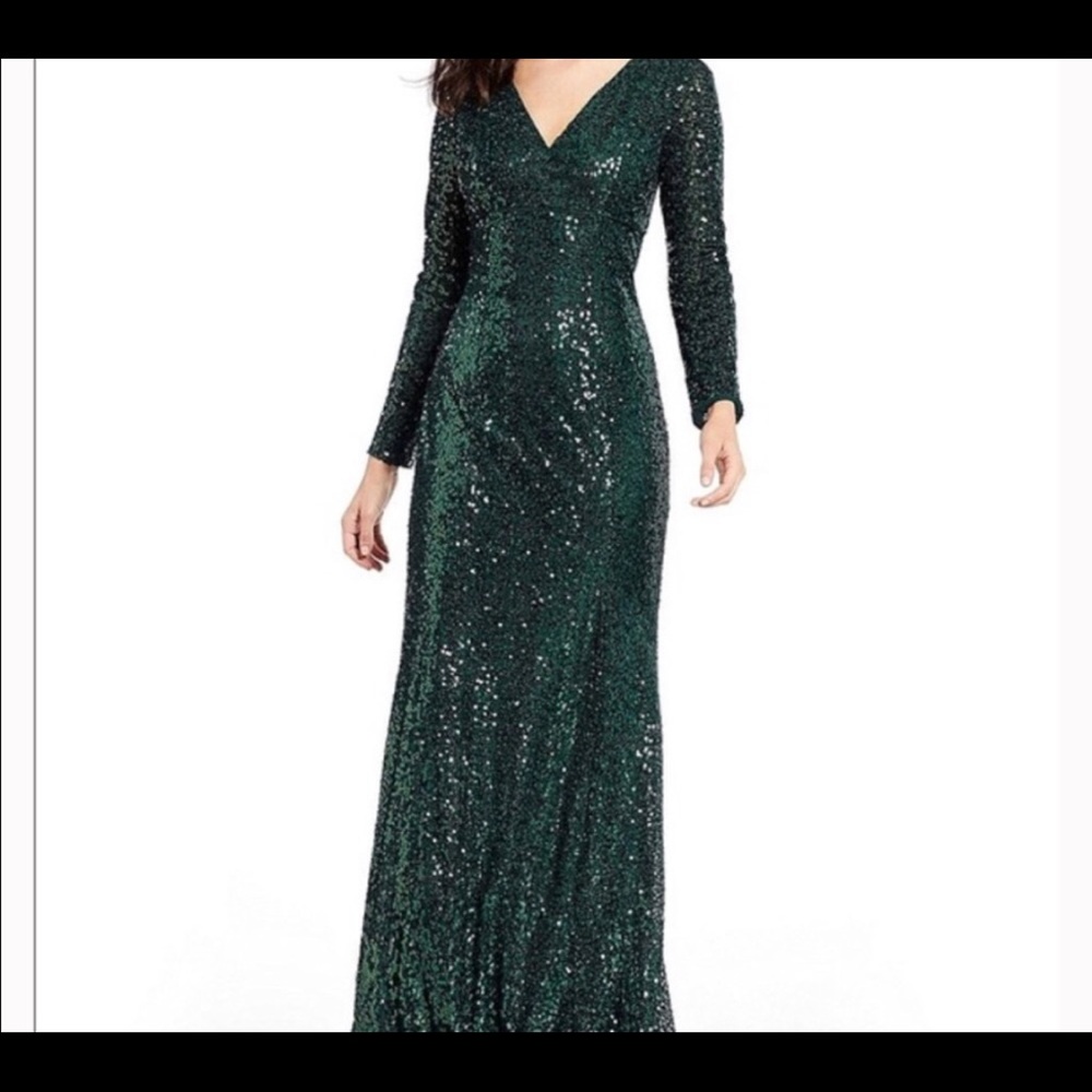 Cache gown
